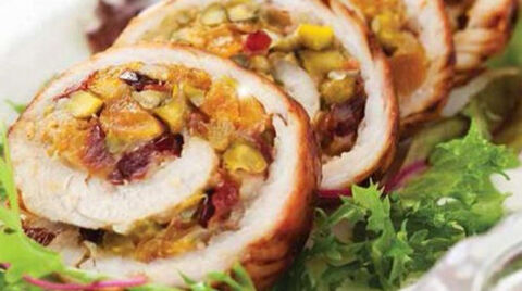 make stuffed chicken with figs and other vegetables