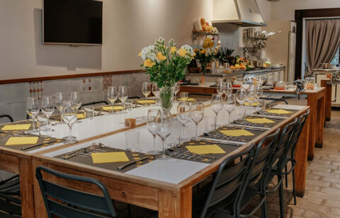 Table-kitchen-25